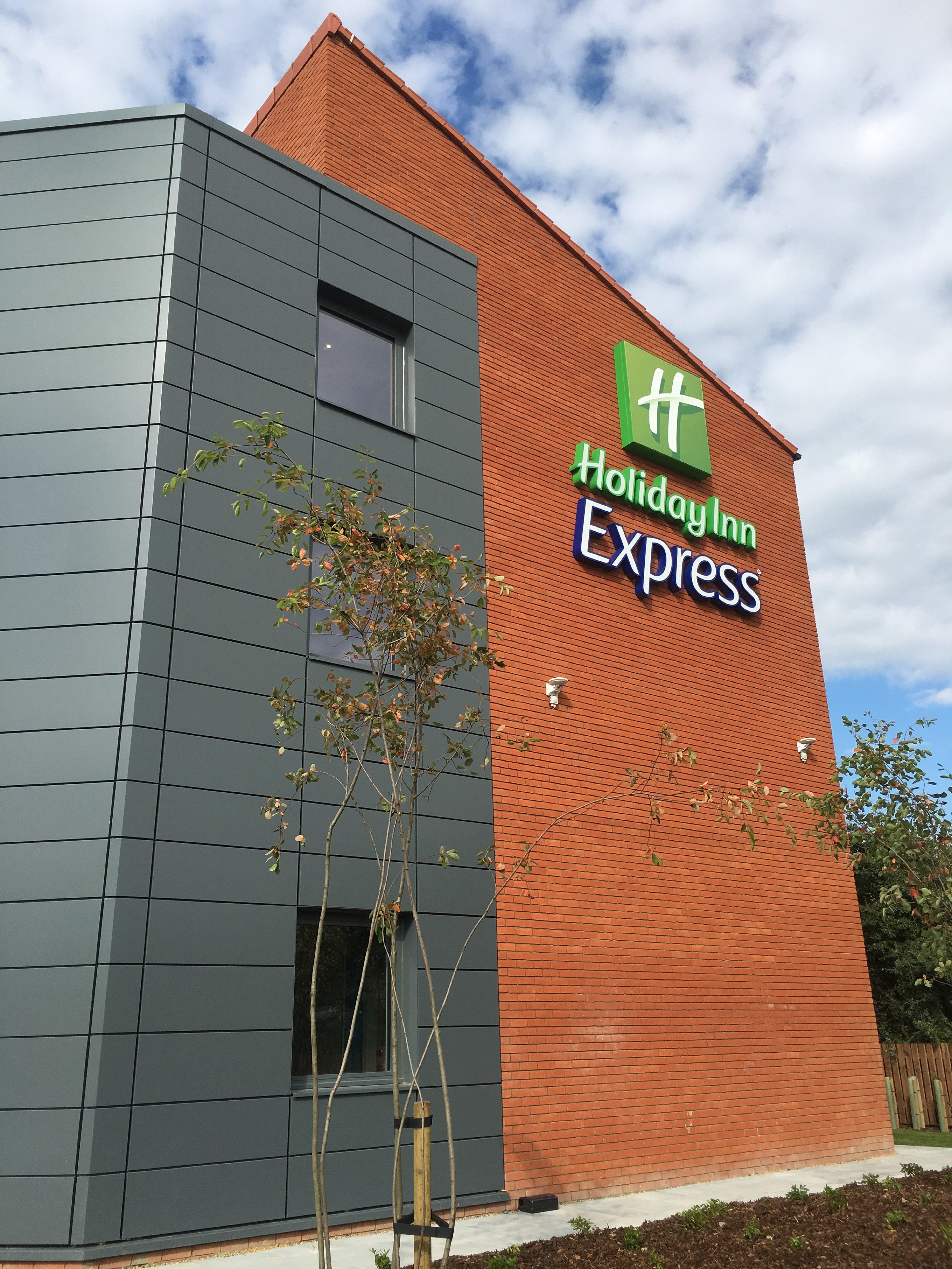 Holiday Inn Express St. Albans - M25, Jct.22 St Albans Exterior foto